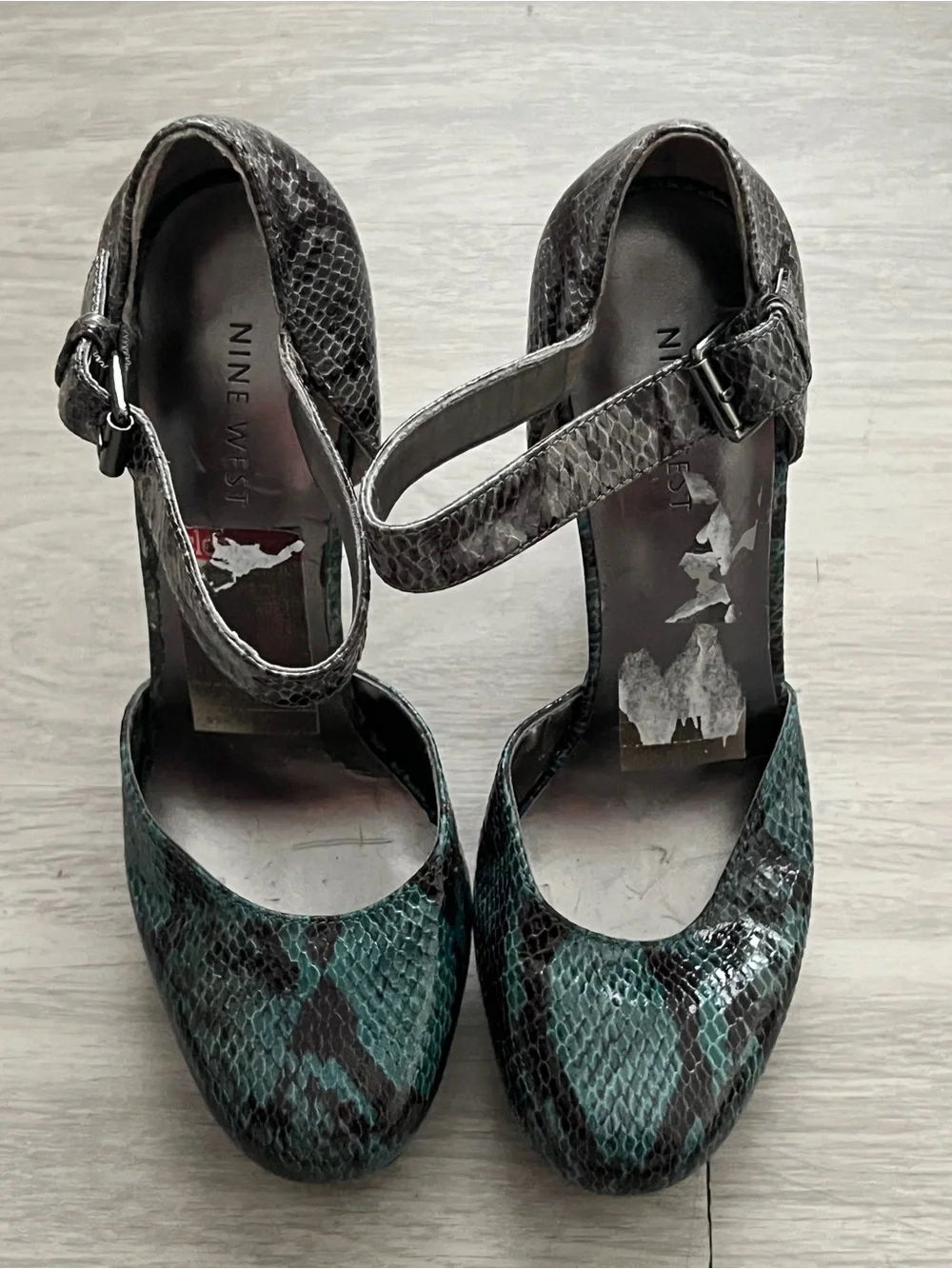 Nine West Teal Black Snake Print Platform Mary Jane Heels Women’s Size 7.5